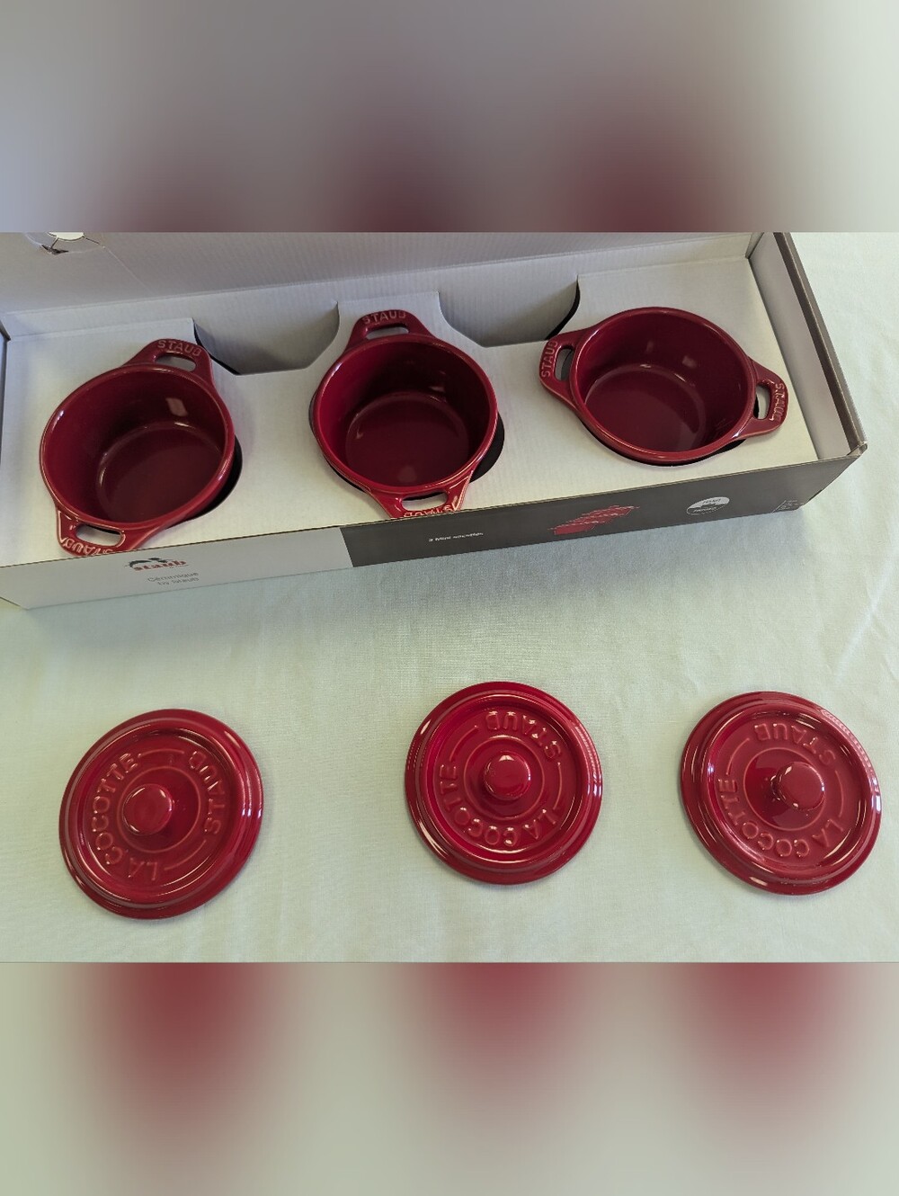 New Staub Set Of 3 Mini Cocottes In Red